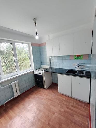 Батирлер: 1 бөлмө, 32 м², 4-мкр 104-серия, 3 кабат, Косметикалык оңдоо — 2