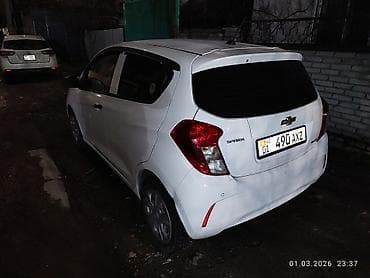 за неделю: Chevrolet Spark: 2020 г., 1 л, Автомат, Бензин, Хэтчбэк — 3