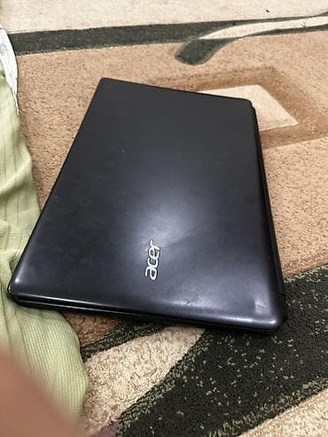 Техника и электроника: Ноутбук Acer + сумка для переноски - Диагональ экрана: - Клавиатура — 2