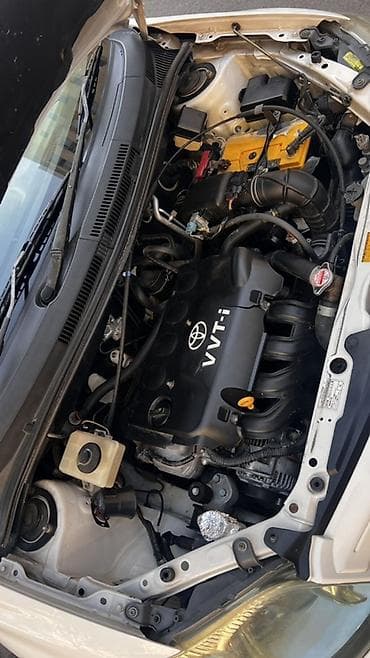 prius 30: Toyota Ist: 2003 г., 1.3 л, Автомат, Бензин, Хэтчбэк — 3