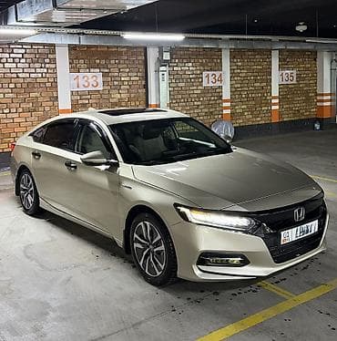 акорд 2018: Honda Accord: 2018 г., 2 л, Типтроник, Гибрид, Седан — 1