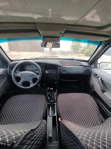 key maker: Volkswagen Passat Variant: 1990 г., 1.8 л, Механика, Бензин, Универсал — 2