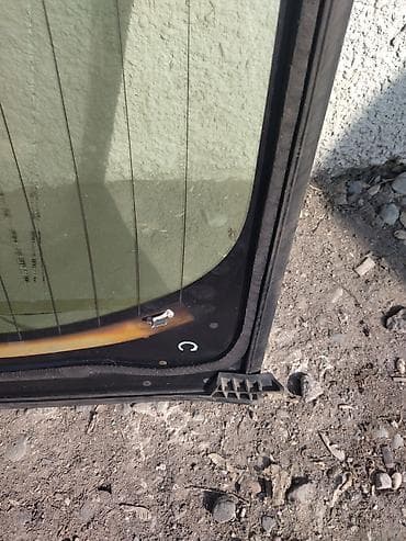 Кузов бөлүктөрү: Айнек Арткы Toyota — 3