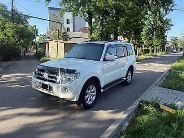 padjero junior: Mitsubishi Pajero: 2011 г., 3 л, Автомат, Бензин, Внедорожник — 2