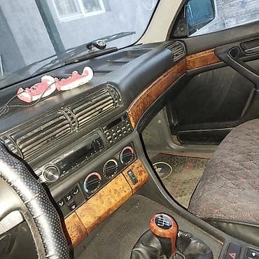 lexus rx400h: BMW 7 series: 1990 г., 3 л, Механика, Бензин, Седан — 3