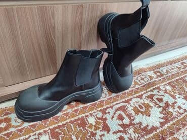 Киреге берилүүчү кийимдер: Батинкелер, 39, 4F, Жаңы, түсү - Кара, Акысыз жеткирүү — 6