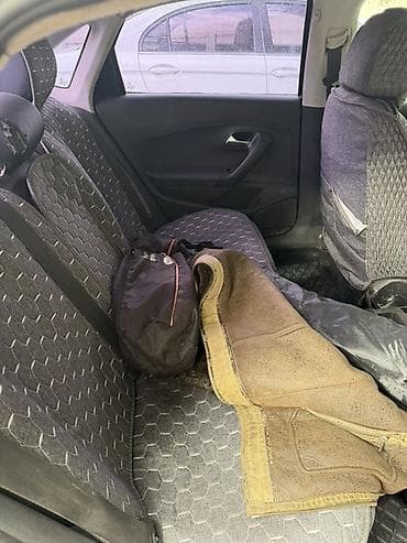 авто подборщик: Volkswagen Polo: 2015 г., 1.6 л, Автомат, Бензин, Седан — 8