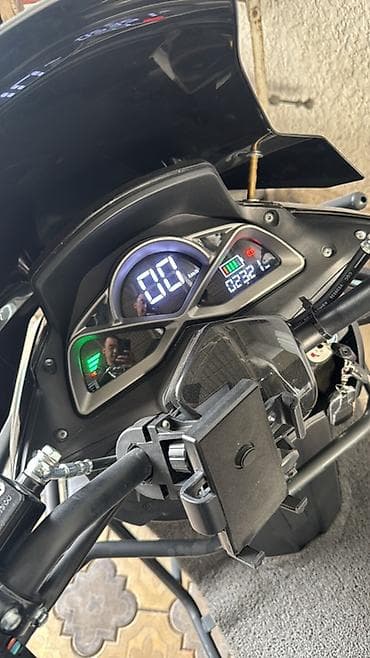 кроссовый мото: Скутер DUL DUL (класс 125/150 см³, вариатор) - Современный городской — 6