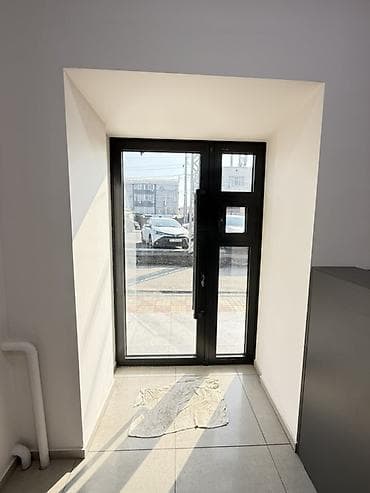 аренда помещений ош базар: Аренда офисов, 80 м², 1 линия, С оборудованием, С отдельной кухней — 8