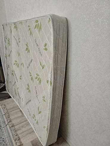 Спальный матрас, Б/у, Двуспальный, Пружинный, Другой тип, Мягкие матрасы, Самовывоз