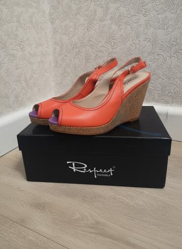 часы fossil: Босоножки, 36, Respect, Б/у, цвет - Оранжевый, Самовывоз — 1