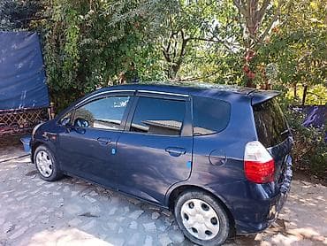 маленькие дешевые машины: Honda Jazz: 2003 г., Автомат, Бензин, Хэтчбэк — 2