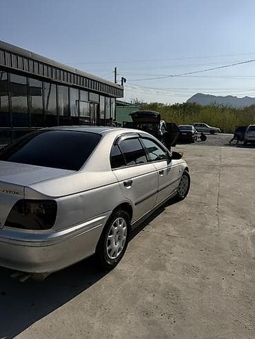 хонда истеп 1: Honda Accord: 1999 г., 1.8 л, Кол менен иштөөчү, Бензин, Седан — 3