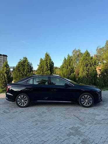 eqm5: Продается абсолютно новый Hongqi E-QM5 (2023)— Идеальное состояние — 7