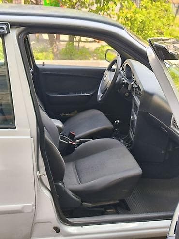 дн 8 салон: Daewoo Nexia: 2012 г., 1.5 л, Механика, Бензин, Седан — 3