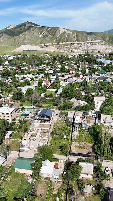 дом в караколе: 7 соток — 4