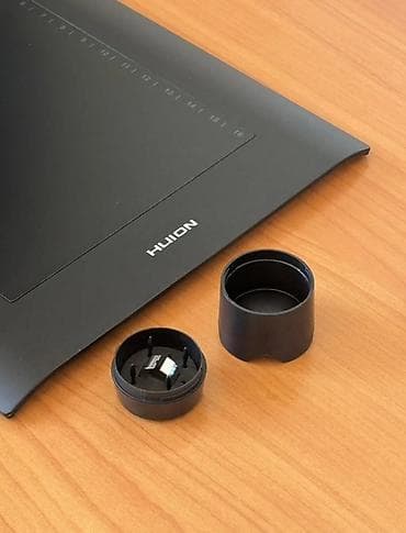 Huion, Б/у, Размер A4, Кабель, Совместим с macOS, Windows