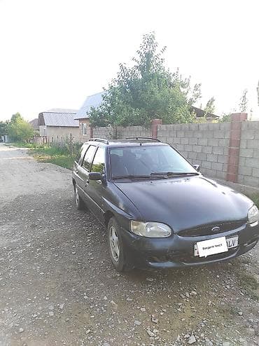 Ford Escort: 1997 г., 1.6 л, Механика, Бензин, Универсал — 1