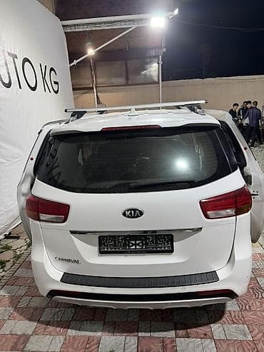 transporter multivan: Kia Carnival: 2018 г., Минивэн — 10