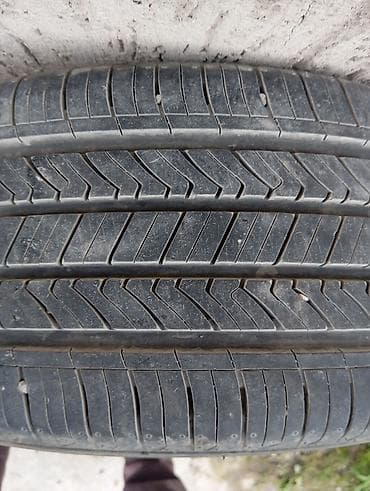 bid e5: Шины 215 / 55 / R 17, Лето, Пара, Легковые, Корея, SAVA — 1