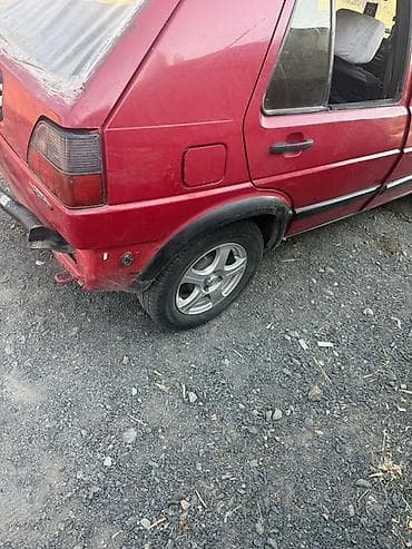 Volkswagen Golf: 1988 г., 1.8 л, Кол менен иштөөчү, Бензин, Хетчбек — 2