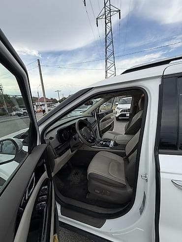 Kia Carnival: 2021 г., Вэн/Минивэн