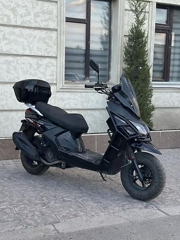 byd leopard 8: Скутер 150–200 см³ (ориентировочно) в агрессивном городском стиле — 10