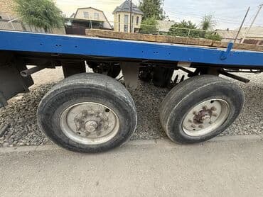 мерс грузовой 817: Тягач, Mercedes-Benz, Контейнеровоз — 7