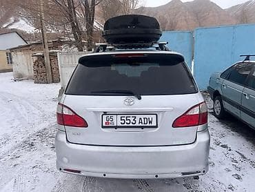 7 местка: Toyota Avensis Verso: 2005 г., 2 л, Бензин, Минивэн — 2