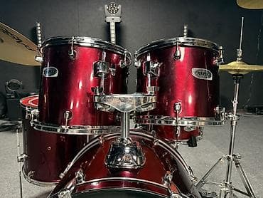 малый барабан: Mapex комплект Размеры 22, 16 малый 14 Тарелки Paiste 101. Hi hat — 6