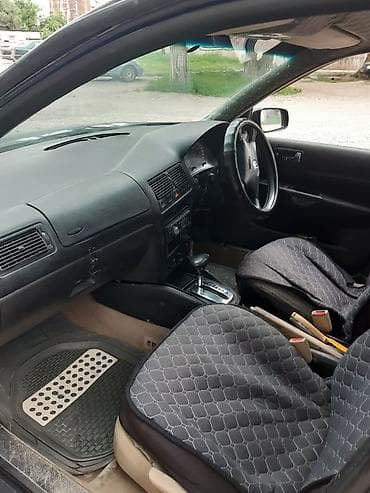 Продажа авто: Volkswagen Golf: 1999 г., 1.6 л, Автомат, Бензин, Хэтчбэк — 4