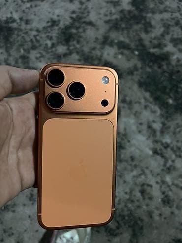 xiaomi note 13 pro plus: IPhone 17 Pro, Б/у, 512 ГБ, Оранжевый, Защитное стекло, Чехол, Кабель, 99 % — 3