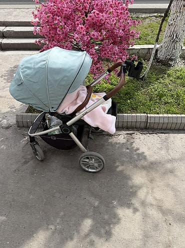 Продаю коляску Rant Flex ocean green -реверсивный блок (лицом к маме