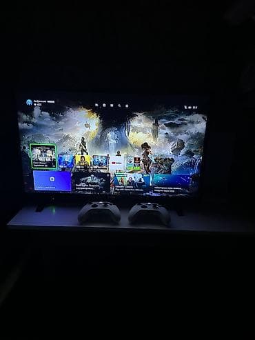 Xbox: Xbox Series S, 512 GB, с подпиской до 1 августа на 400+ игр с двумя — 1