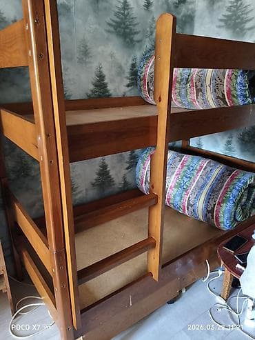 бу двухъярусная кровать: Двухъярусная детская кровать, состояние 8/10 прочная, дерево сосна. Из — 3