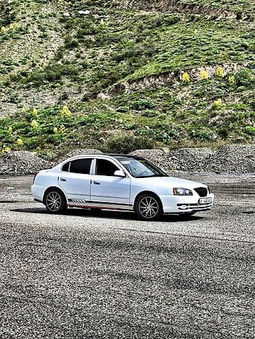 с кочкор авто: Hyundai Avante: 2004 г., 1.6 л, Кол менен иштөөчү, Бензин, Седан — 3