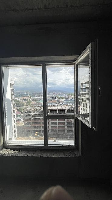 open space: 3 комнаты, 85 м², 10 этаж, ПСО (под самоотделку) — 8