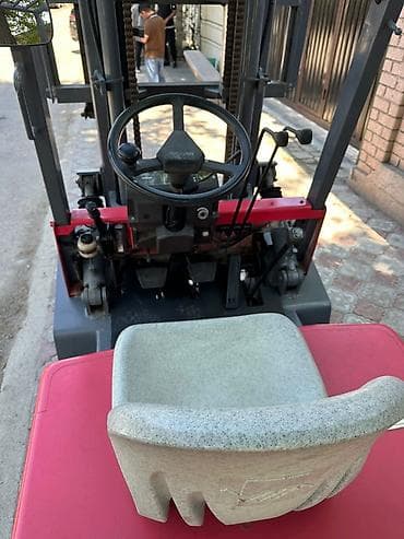 Транспорт: Жүктөгүч, Nissan, Айры — 3