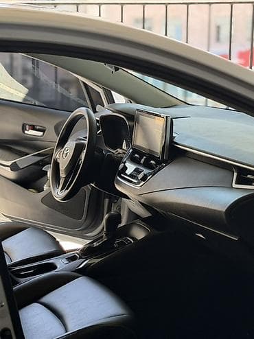 Продажа авто: Toyota Corolla: 2022 г., 1.8 л, Вариатор, Гибрид, Седан — 10