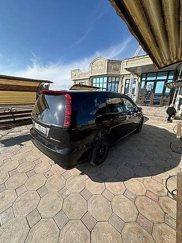 m5 e60: Honda Stream: 2005 г., 1.7 л, Автомат, Бензин, Минивэн — 4