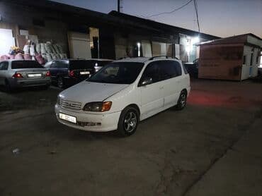 продаю или меняю с доплатой мне: Toyota Ipsum: 2000 г., 2 л, Автомат, Газ, Минивэн — 5