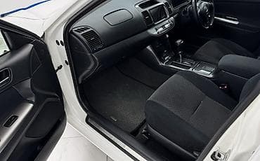 buick gl8: Toyota Camry: 2005 г., 2.4 л, Автомат, Бензин, Седан — 2