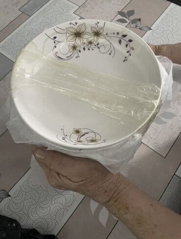 набор посуды мадонна цена: 112 предмет всего лишь 7000 сом В комплекте имеется 4 пловница 12 — 3