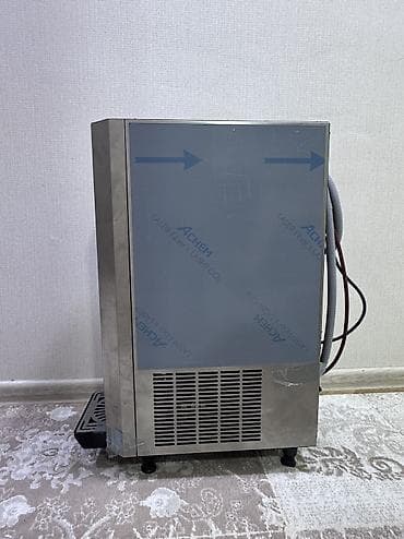 Кафелер, ресторандар үчүн: Льдогенератор, машинка для льда. ZBK-20 Ice Maker. Мощность 20кг в — 3