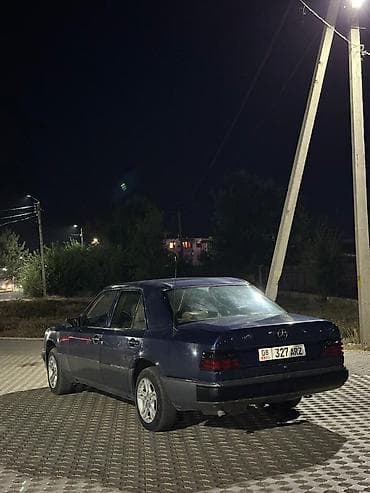 буксир: Mercedes-Benz W124: 1992 г., 2.2 л, Механика, Бензин, Седан — 7