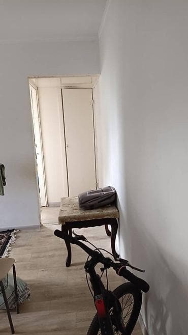 104: 2 комнаты, 45 м², 7 мкр 104 серия, 4 этаж, Старый ремонт — 6