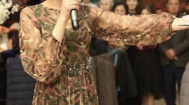 armani exchange: Вечернее платье, Классическое, Длинная модель, Шифон, С рукавами, Камни, M, L — 1