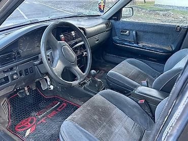 124 e500: Mazda 626: 1993 г., Седан — 7