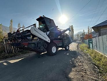 mrdass инструмент: Зерноуборочный комбайн Ростсельмаш. - Полноразмерная жатка с — 1