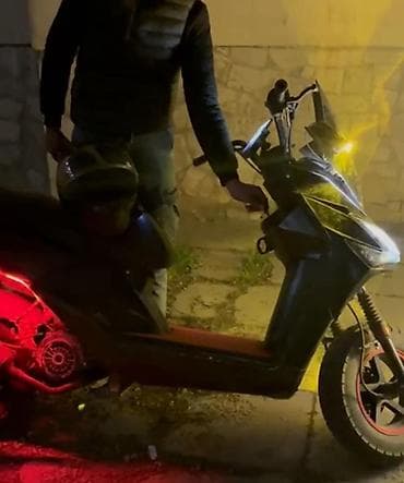 Скутеры: Тип скутера 175 куб. см, Бензин, Б/у — 1